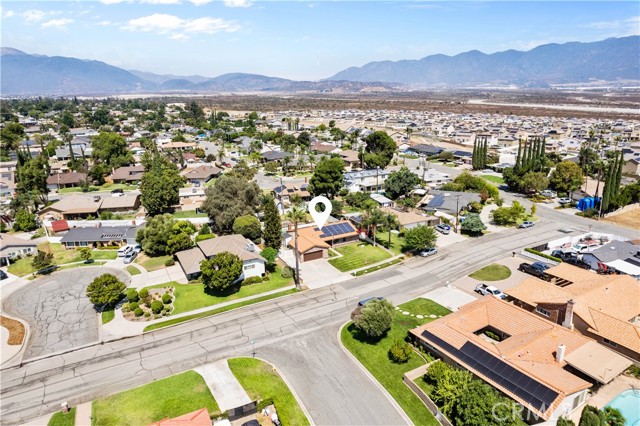 19692 Rowan Avenue, Rialto CA: https://media.crmls.org/medias/78953cc0-4d90-453d-9ba3-8365dbb3606e.jpg