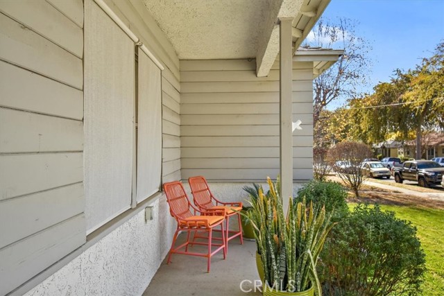 Detail Gallery Image 4 of 39 For 890 N 9th Ave, Upland,  CA 91786 - 3 Beds | 2 Baths