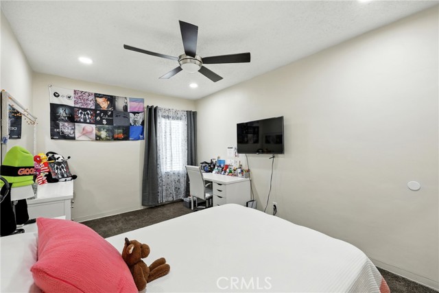 10612 Mcnerney Avenue, South Gate CA: https://media.crmls.org/medias/7898fb0b-e98f-4106-94ed-e4f8ccfa8156.jpg