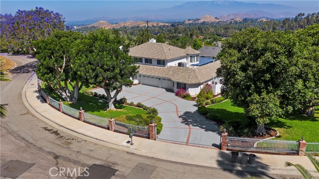 2481 Piedmont Dr, Riverside, CA 92506