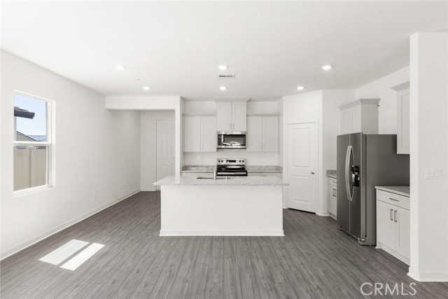 Detail Gallery Image 8 of 17 For 42490 Isla Ct, Indio,  CA 92220 - 4 Beds | 2 Baths