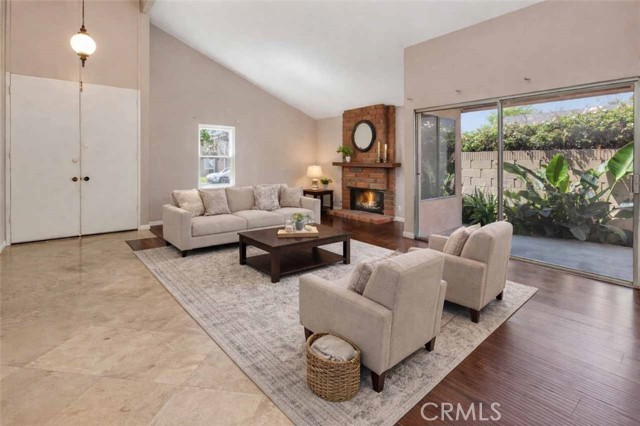 Image 2 of 28 For 6693 Teakwood