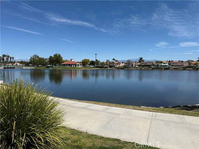 30097 Shoreline Drive, Menifee CA: https://media.crmls.org/medias/7899fb79-a85f-4b08-b8c7-49211b8d41ae.jpg