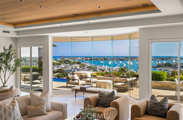 Detail Gallery Image 25 of 60 For 1535 Dolphin Terrace, Corona Del Mar,  CA 92625 - 3 Beds | 3/1 Baths