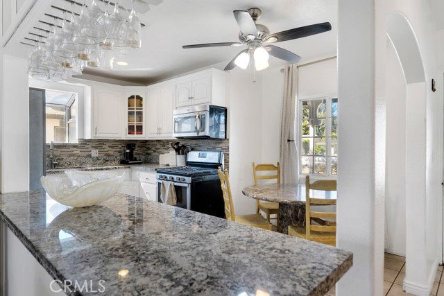 7708 Penfield photo 9