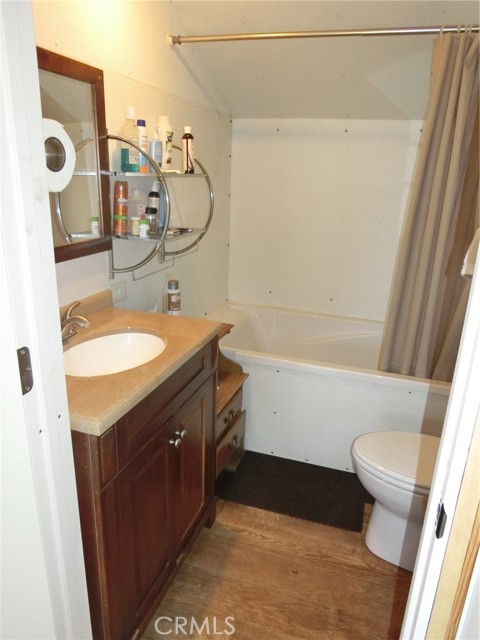 Detail Gallery Image 10 of 49 For 864 Watertrough Rd, Clearlake Oaks,  CA 95423 - 1 Beds | 1/1 Baths