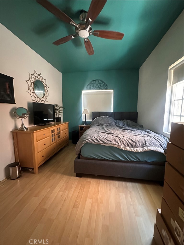 https://media.crmls.org/medias/789c9a0e-3d3b-41c3-a4ae-72c7a72d6c85.jpg?preset=X-Large