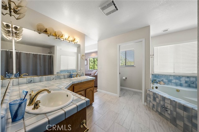 8700 Red Hills Road, Kelseyville CA: https://media.crmls.org/medias/789d028a-37f9-4a84-8f85-db1c386bdbc0.jpg