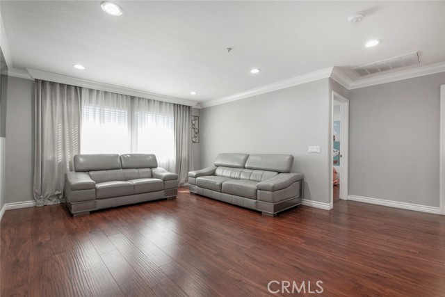 12134 Via Santa Marta, Sylmar CA: https://media.crmls.org/medias/789d6469-2de9-4673-a33e-786dbc77a7c8.jpg