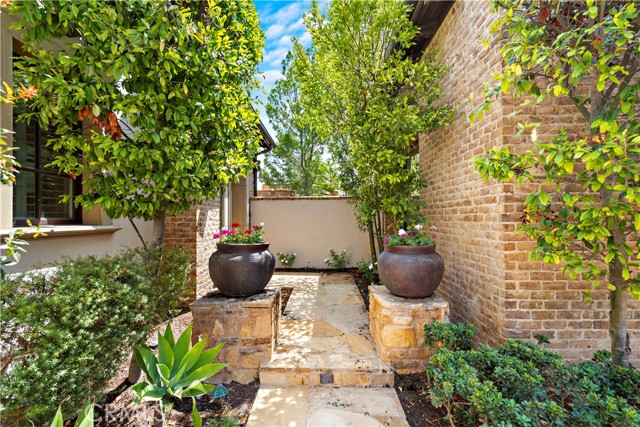 789d70e8 Ab17 4f7a 94c6 962836160b8a