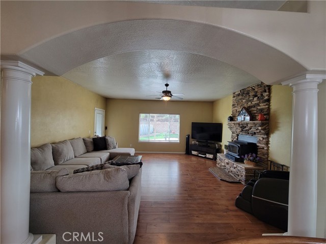 7022 Rio Vista, Hesperia CA: https://media.crmls.org/medias/789d771d-1511-466b-8c82-5279563d7f79.jpg