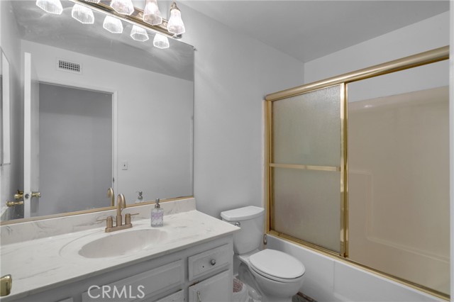 9945 Date Street, Fontana CA: https://media.crmls.org/medias/789db55b-6a02-4110-b767-1f7500c4e1ed.jpg