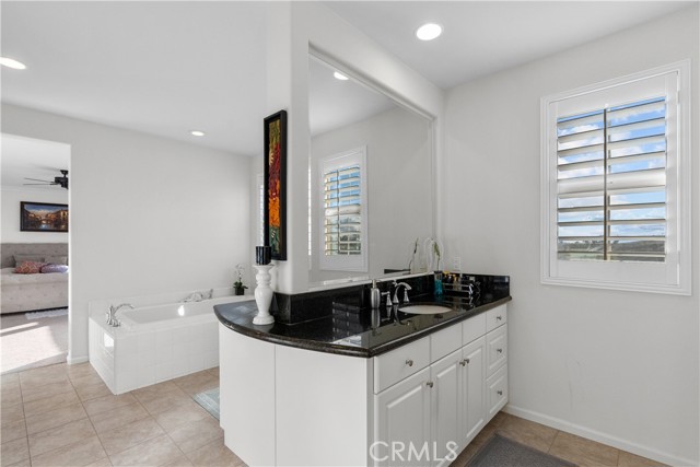Detail Gallery Image 36 of 73 For 27601 Skylark Ln, Saugus,  CA 91350 - 6 Beds | 5/1 Baths