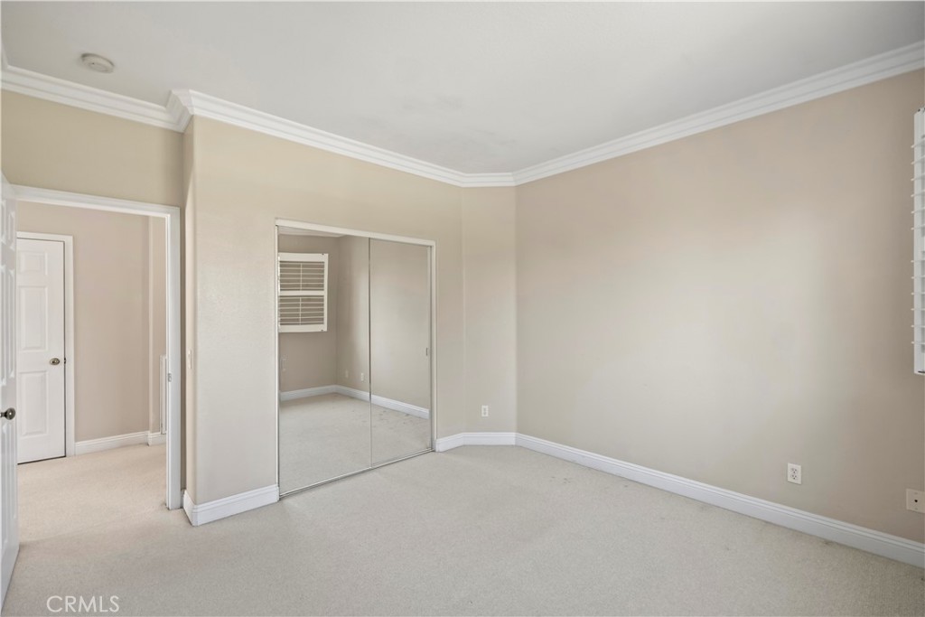 MLS #OC25245659 image #35