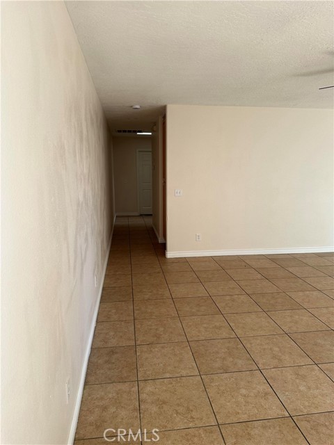 16585 Pine Street, Hesperia CA: https://media.crmls.org/medias/78a0fffe-fc55-4224-8e25-461f87bf9fd9.jpg