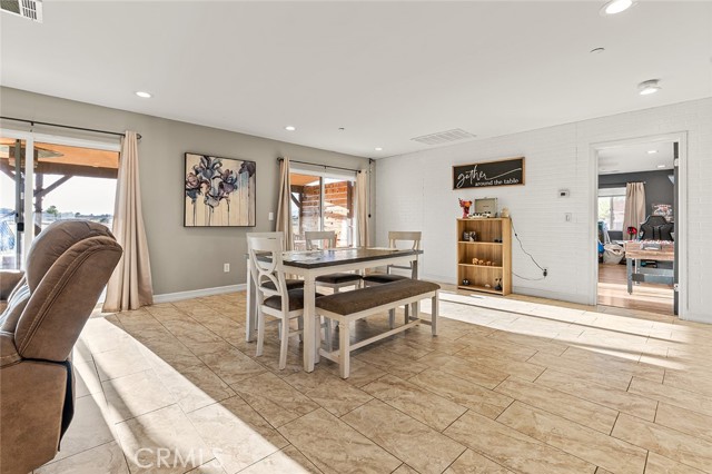 Detail Gallery Image 11 of 40 For 47867 80th, Lancaster,  CA 93536 - 4 Beds | 4 Baths