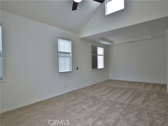 504 Dahlia Avenue, Corona del Mar CA: https://media.crmls.org/medias/78a1e73c-3488-4c02-9190-23c166ff337b.jpg