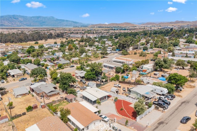 32857 Valley View Avenue, Lake Elsinore, CA 92530 Listing Photo  12