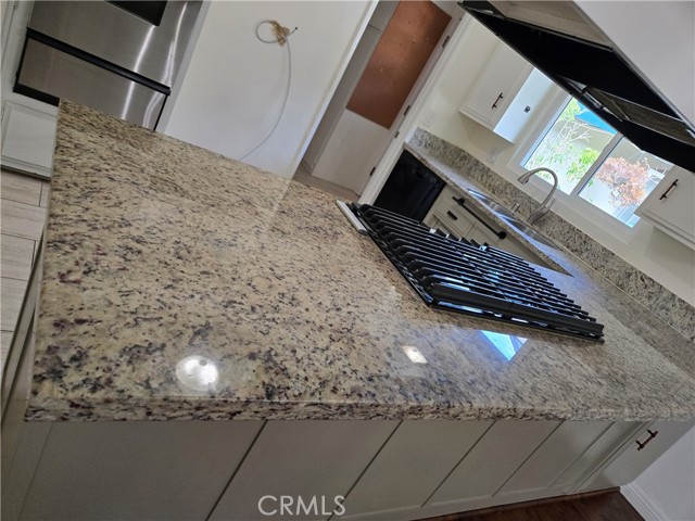 Detail Gallery Image 5 of 16 For 4913 Onyx St, Torrance,  CA 90503 - 3 Beds | 2 Baths