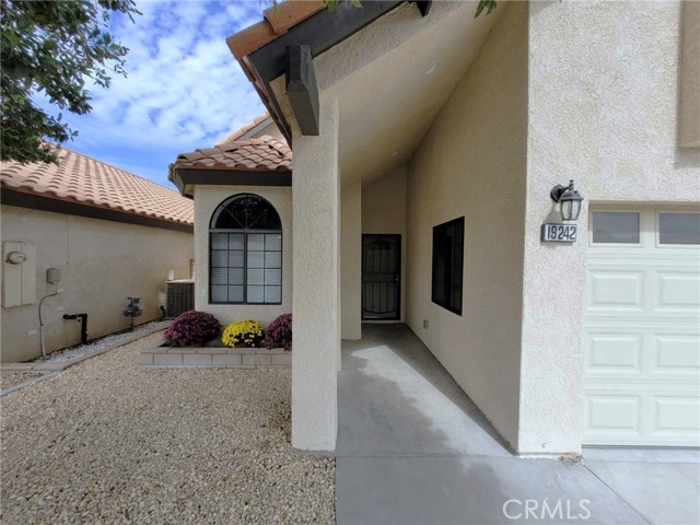 Detail Gallery Image 5 of 51 For 19242 Palm Way, Apple Valley,  CA 92308 - 2 Beds | 2/1 Baths