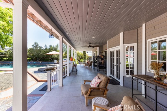 10762 Meads, Orange CA: https://media.crmls.org/medias/78a2f885-325b-4c15-bc24-26ef5797be42.jpg