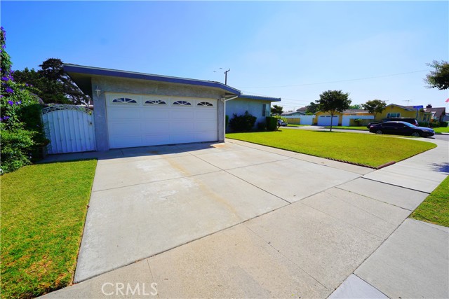 Image 2 for 9525 Muller St, Downey, CA 90241