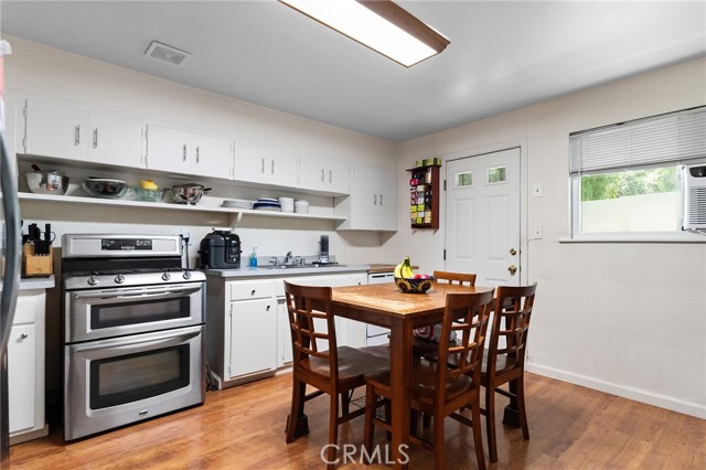 2115 Algonkin Avenue, Chico CA: https://media.crmls.org/medias/78a38cc0-7dcd-4ea3-8f69-8fdce9c45129.jpg