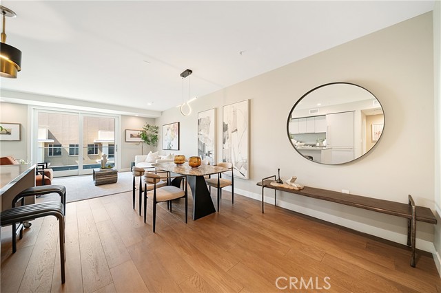 39 S Los Robles Avenue, Pasadena CA: https://media.crmls.org/medias/78a3de43-45c5-488a-a387-bd6af99b5f5d.jpg