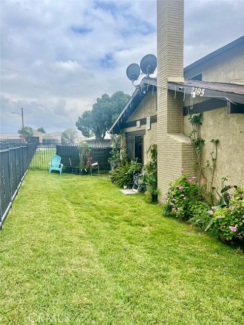Detail Gallery Image 2 of 26 For 2195 E 19th St, San Bernardino,  CA 92404 - – Beds | – Baths