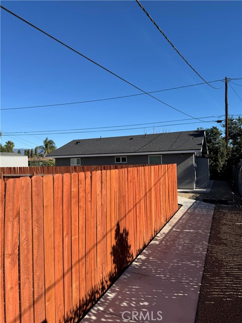 Detail Gallery Image 9 of 24 For 1702 Kippy Dr, Colton,  CA 92324 - 2 Beds | 1 Baths