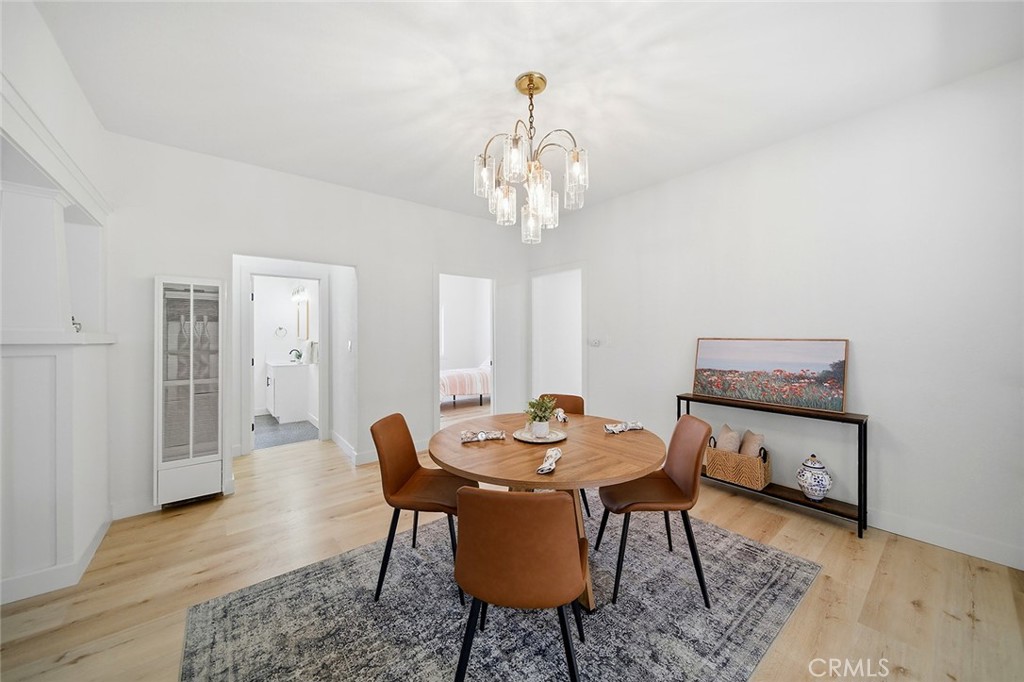 https://media.crmls.org/medias/78a54620-0166-4f3f-b483-80bd252ddbcb.jpg?preset=X-Large