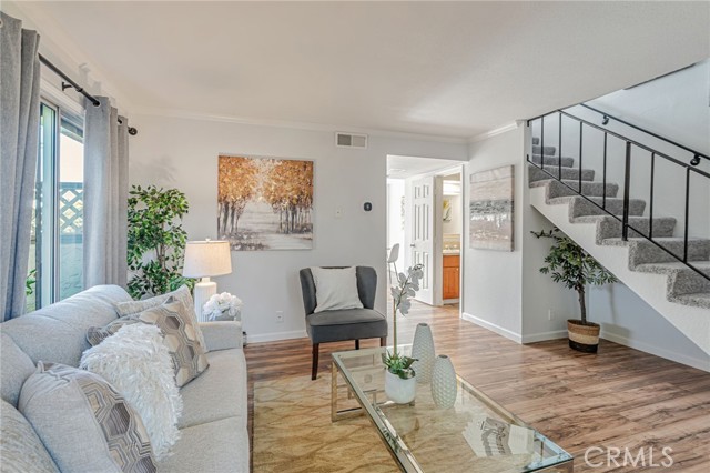 Detail Gallery Image 8 of 42 For 762 Dragonfly Ct, San Jose,  CA 95133 - 2 Beds | 1/1 Baths