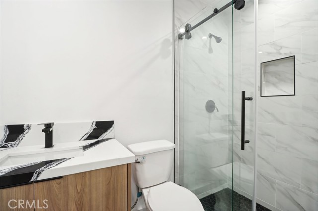 4512 St Elmo Drive, Los Angeles CA: https://media.crmls.org/medias/78a58065-077a-4d95-8401-a5932a966c0d.jpg