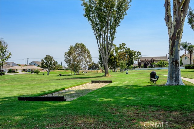 private park at end of Cul de sac