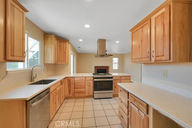 Detail Gallery Image 17 of 75 For 32 Glenshire Ln, Chico,  CA 95973 - 3 Beds | 2/1 Baths