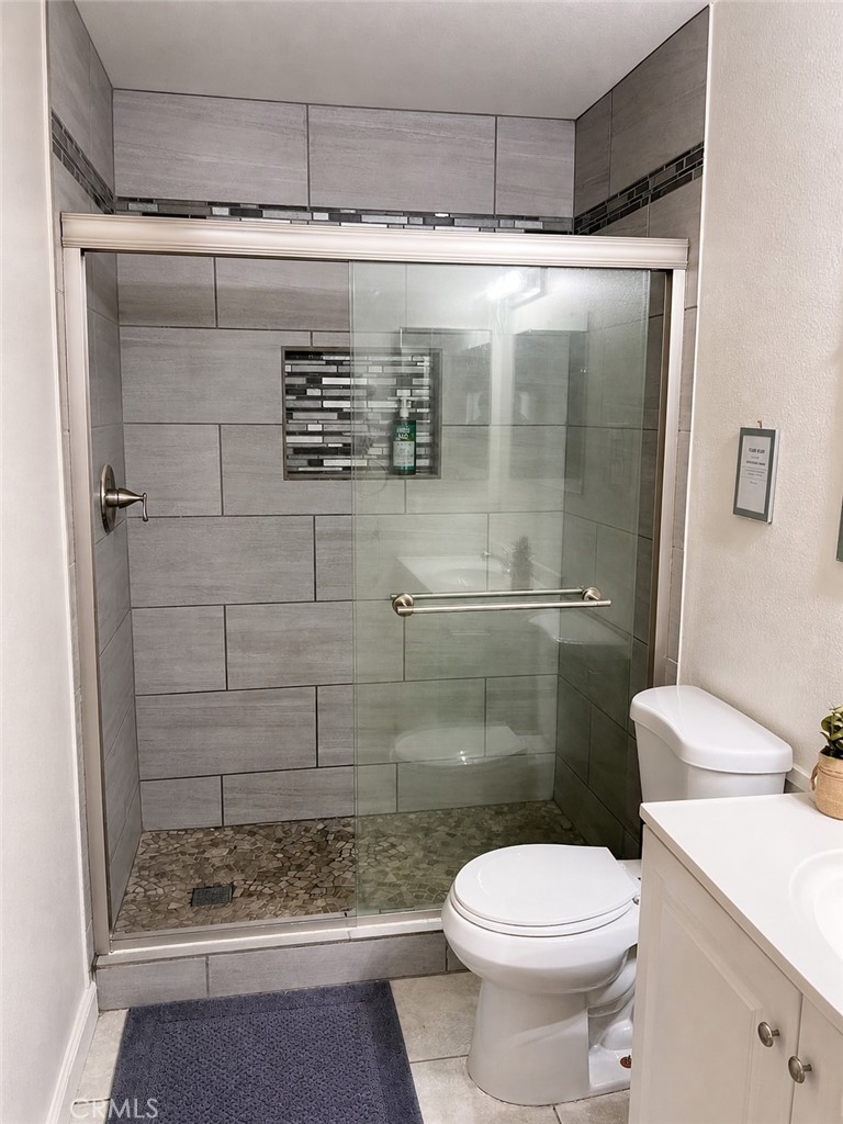 https://media.crmls.org/medias/78a63936-75a5-426e-aa09-cdf1f7dd3cc7.jpg?preset=X-Large
