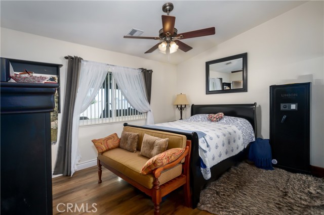 Detail Gallery Image 16 of 39 For 16800 Hidden Creek Dr, Victorville,  CA 92395 - 3 Beds | 2 Baths