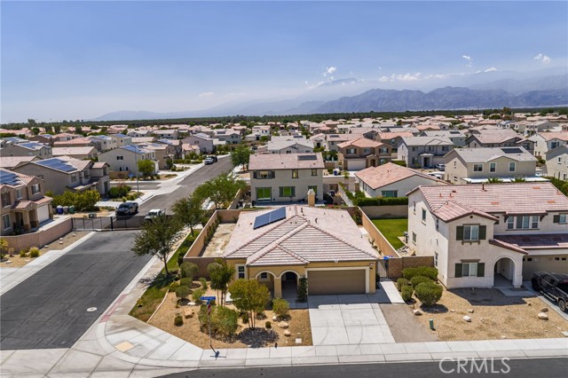 84457 Raphael Way, Coachella CA: https://media.crmls.org/medias/78a75ebc-321e-4ec4-bb3b-163ae20f0e75.jpg