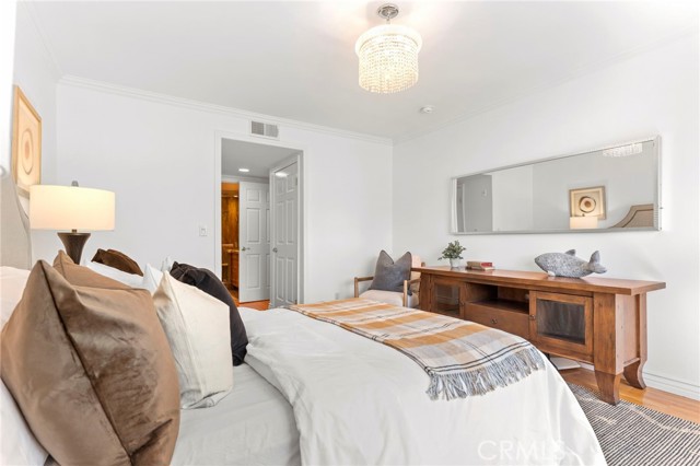 78a7d9b0 Dba2 441b 94a9 6221396aa1d2