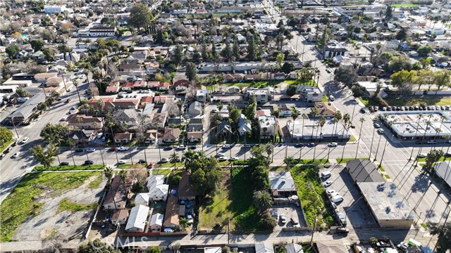 Detail Gallery Image 8 of 11 For 360 W 16th, San Bernardino,  CA 92405 - – Beds | – Baths