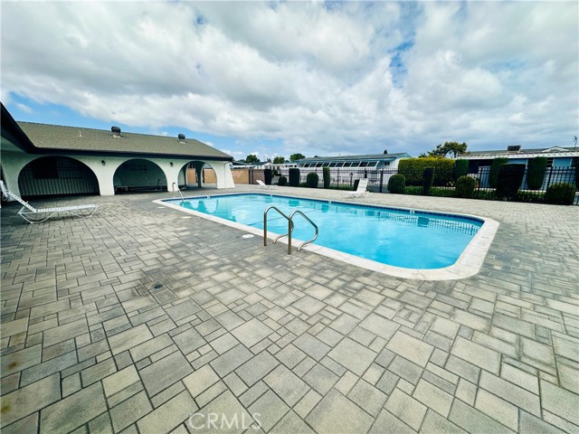 Detail Gallery Image 26 of 31 For 323 N Euclid St #148,  Santa Ana,  CA 92703 - 4 Beds | 2 Baths