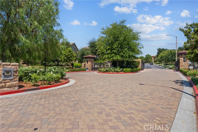 Detail Gallery Image 32 of 35 For 28821 Panorama Ct, Valencia,  CA 91354 - 4 Beds | 3 Baths