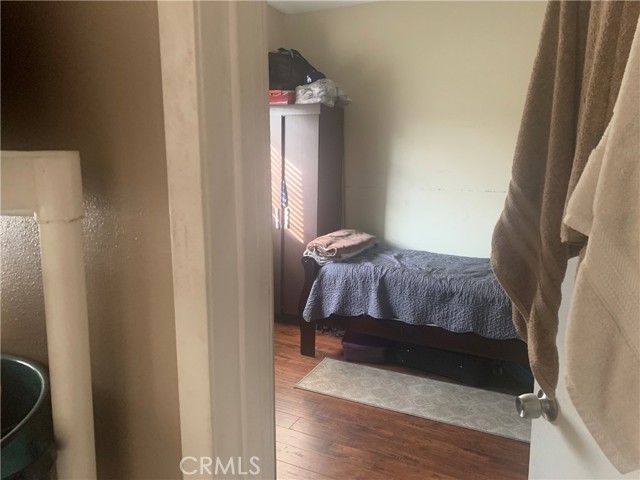 UNIT 1 BEDROOM