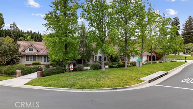 19021 Canyon Drive, Villa Park CA: https://media.crmls.org/medias/78a95a28-d4cd-4fa7-bb5c-a8ece0e5dfea.jpg