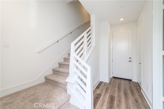 Detail Gallery Image 3 of 24 For 210 Abacus, Irvine,  CA 92618 - 3 Beds | 3/1 Baths