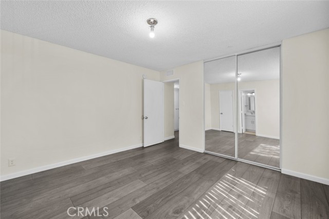 Detail Gallery Image 14 of 41 For 18555 Collins St #C18,  Tarzana,  CA 91356 - 2 Beds | 2 Baths