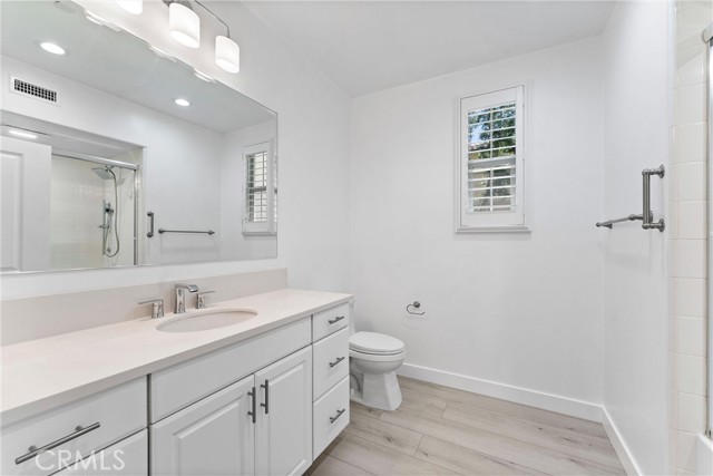 Detail Gallery Image 15 of 30 For 116 Rose Arch, Irvine,  CA 92620 - 2 Beds | 2 Baths