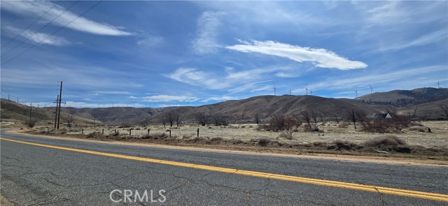 10100 Tehachapi Road, Tehachapi CA: https://media.crmls.org/medias/78aac9cc-ff2c-4c61-9b4e-dcfa0f8bdbc2.jpg