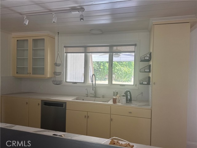 724 N Refugio Road, Santa Ynez CA: https://media.crmls.org/medias/78ab5bca-4618-43fd-ad26-9aee1b1732d6.jpg