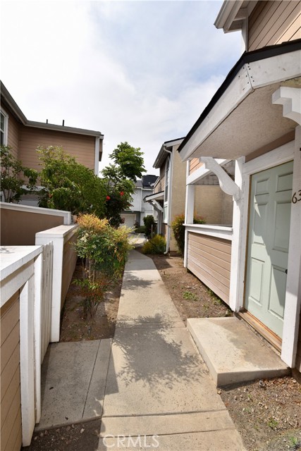 Detail Gallery Image 5 of 28 For 13303 Waco St #62,  Baldwin Park,  CA 91706 - 2 Beds | 2 Baths